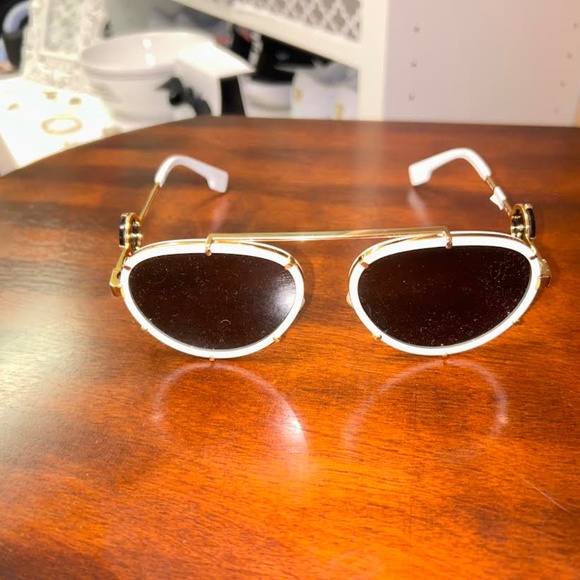 Versace Medusa Metal Aviator Sunglasses - Picture 4 of 6